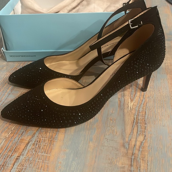 ANTONIO MELANI Shoes - Elegant Black Women's Heels
